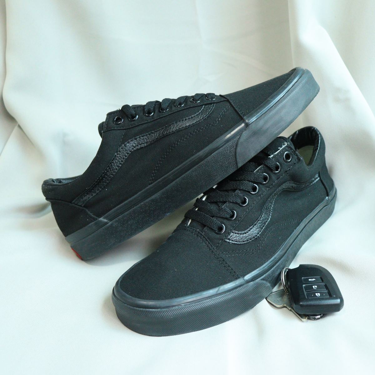 Vans OldSkool รูปที่ 1