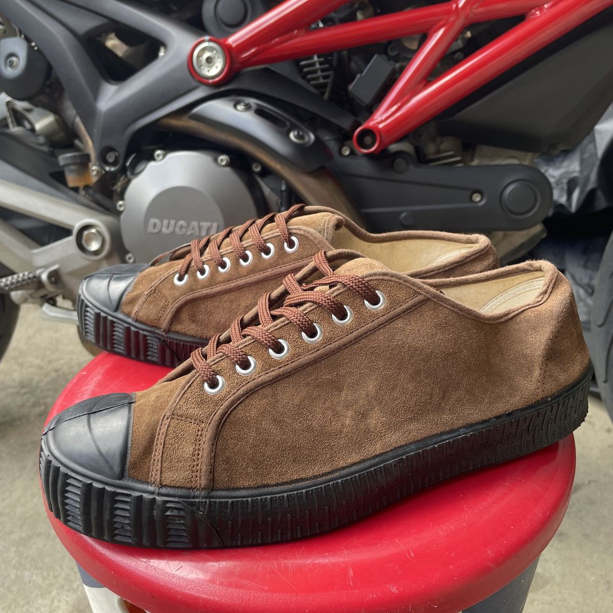 FERN Military Gym Shoes รูปที่ 3