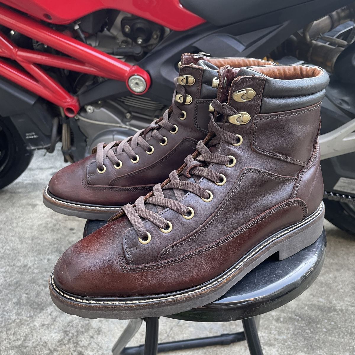 Hawkins Monkey Boots รูปที่ 4